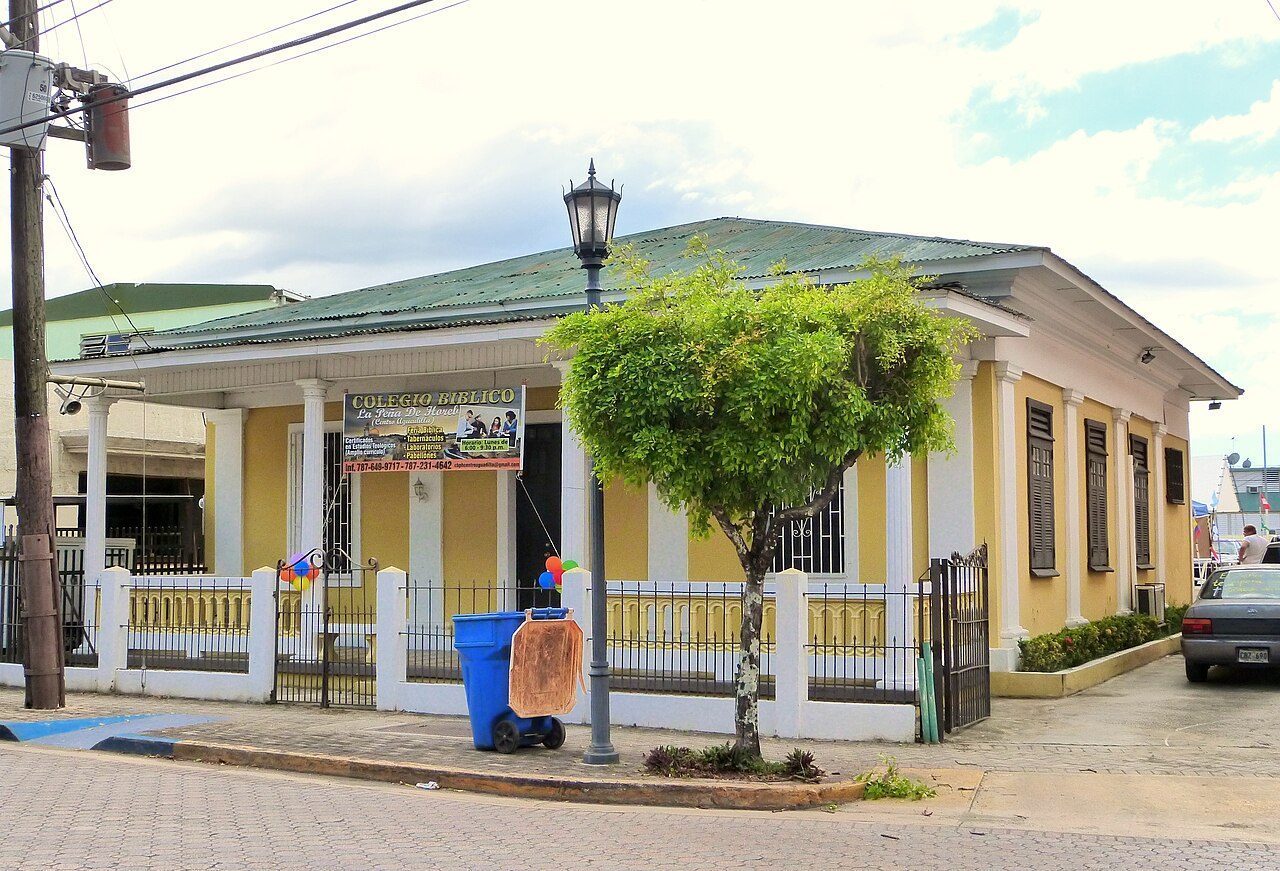 Casa de Piedra (Aguadilla, Puerto Rico)