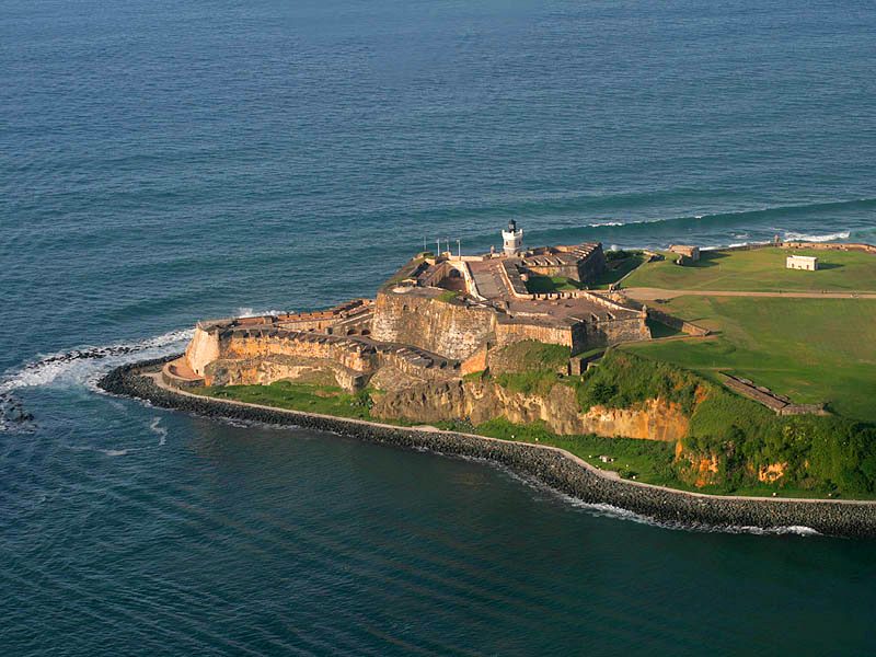 Faro Castillo del Morro