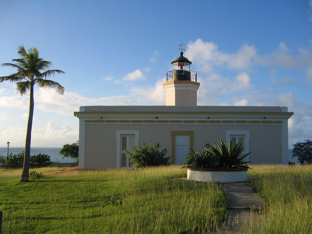 Punta Mulas Light