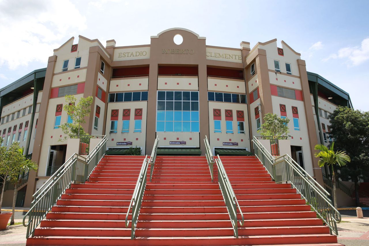 Estadio Roberto Clemente Walker