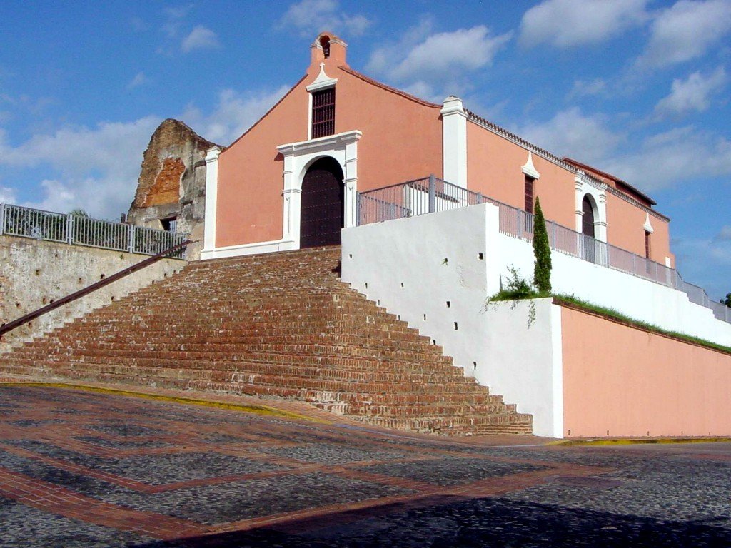 Museo de Arte Religioso de la Capilla del Antiguo Convento de Porta Coeli