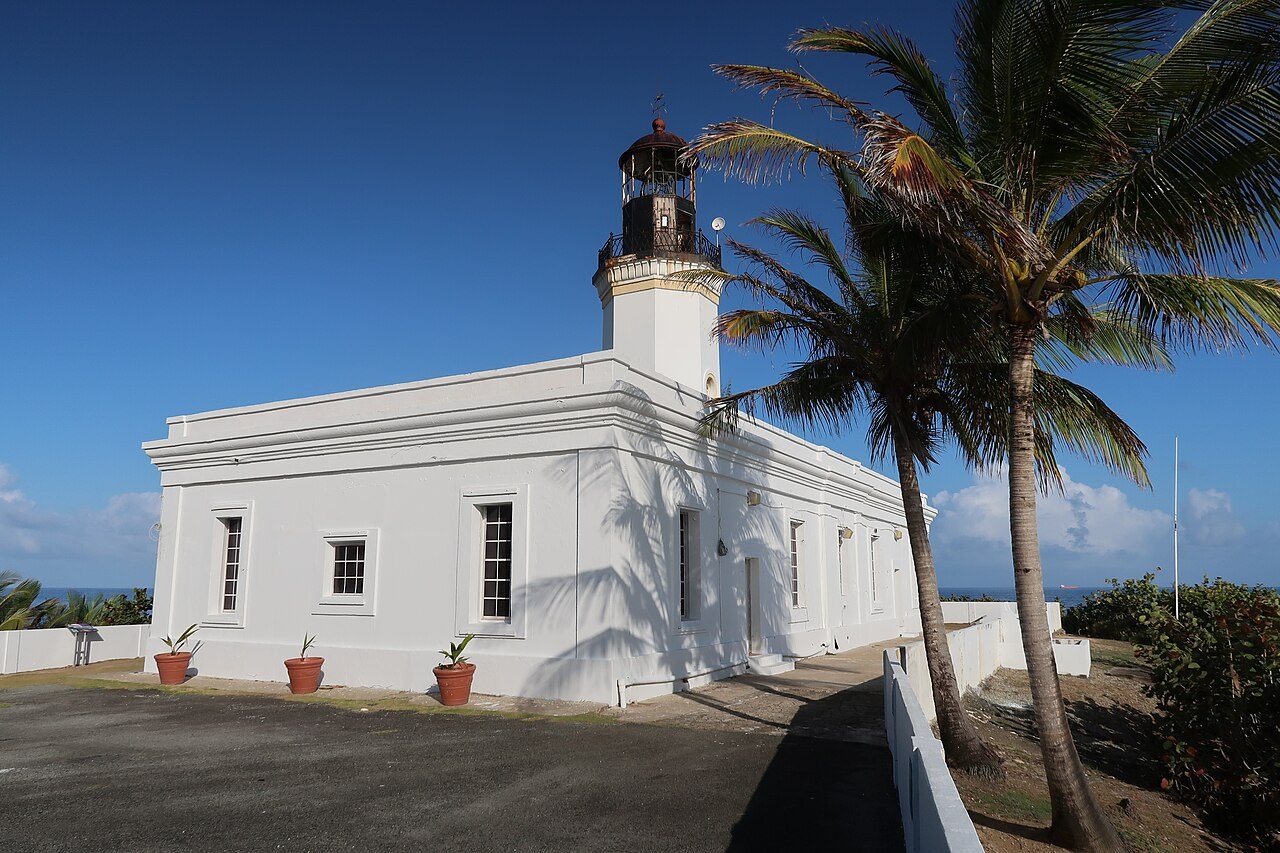Faro de Punta Tuna