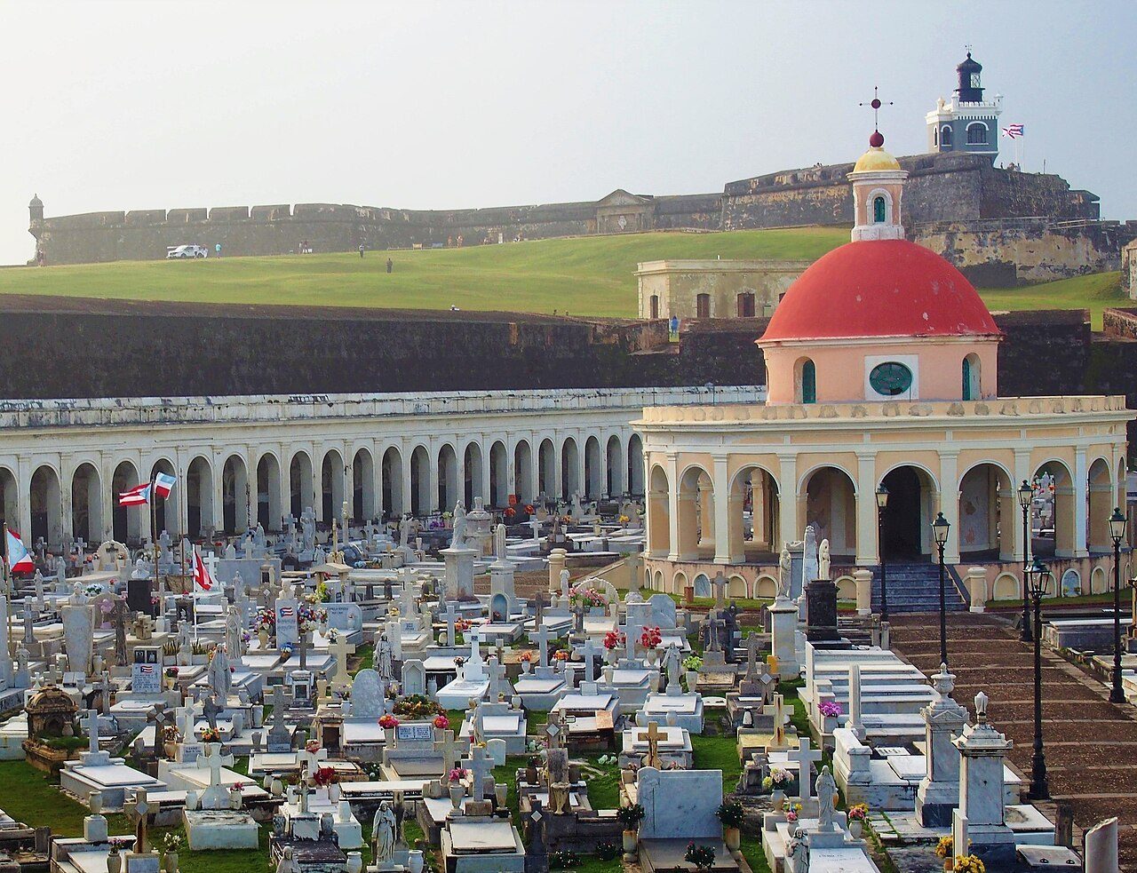 Cementerio Santa María Magdalena de Pazzis
