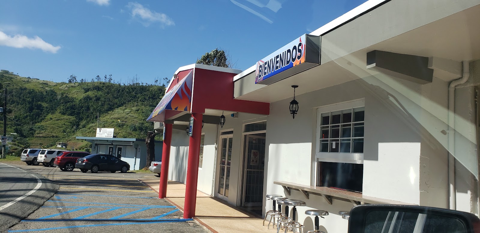 Holly's Pizza