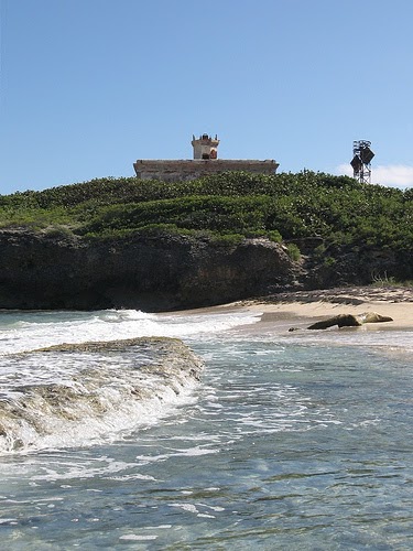 Puerto Ferro Lighthouse