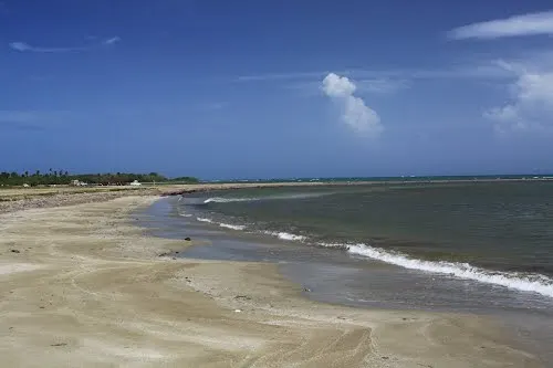 PLaya El Faro Arroyo