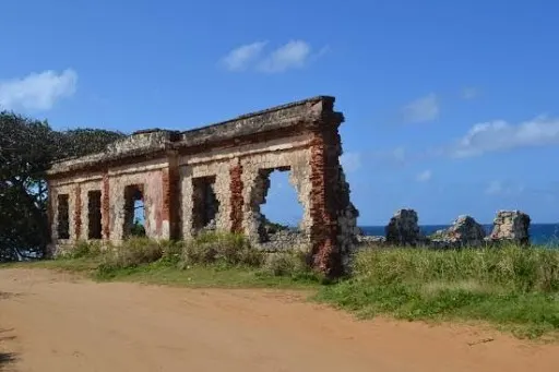 Ruinas Faro Punta Borinquen