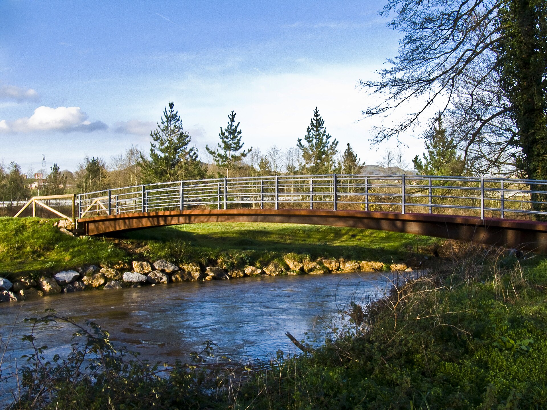 Puente Antiguo Peatonal